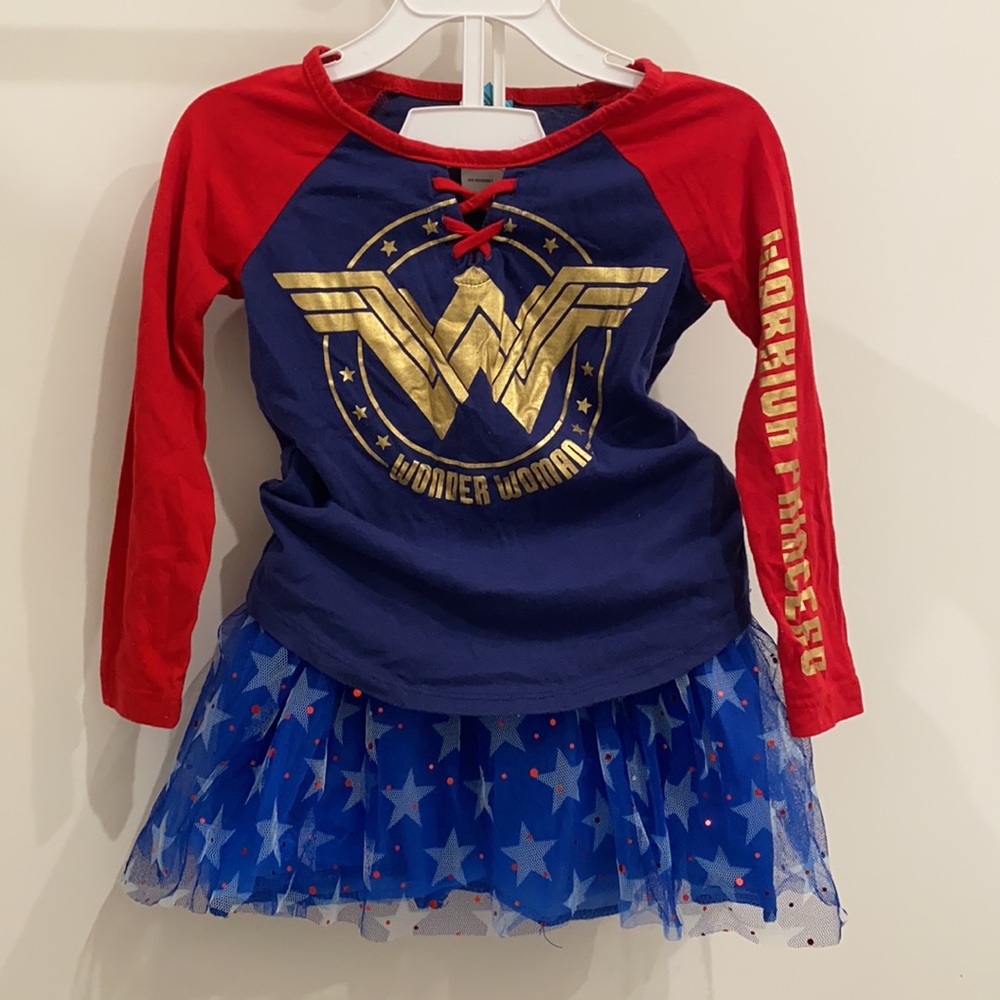 Wonder Woman Halloween outfit 4-5 xs
